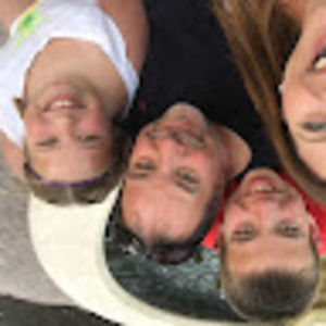 Meet your Posher, Carrie